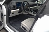 Used 2025 Porsche Macan Electric image 4