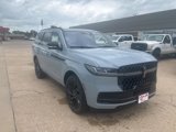 New 2025 Lincoln Navigator Reserve image 4