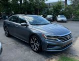 Used 2021 Volkswagen Passat 2.0T SE image 5