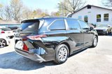 Used 2021 Toyota Sienna XLE image 3