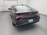 Used 2024 Hyundai Elantra SE image 6
