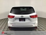 Used 2017 Toyota Highlander LE image 6