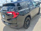Used 2024 GMC Terrain SLE w/ Driver Convenience Package image 2