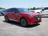 Used 2025 Lincoln Aviator Black Label image 3