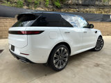 New 2025 Land Rover Range Rover Sport Dynamic SE image 4