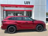 New 2025 Toyota Highlander XLE image 6