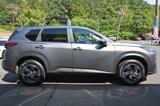 Used 2024 Nissan Rogue SV image 6