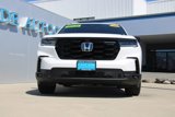 Used 2025 Honda Pilot Black Edition image 3