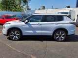New 2025 Mitsubishi Outlander SE image 2