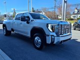 New 2025 GMC Sierra 3500 Denali w/ Denali Reserve Package image 3