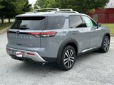 New 2025 Nissan Pathfinder Platinum image 5