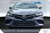 Used 2023 Toyota Camry SE image 3