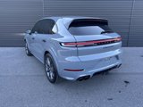 Certified 2024 Porsche Cayenne Turbo image 3