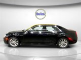 Used 2018 Chrysler 300 Touring L image 4