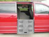 Used 2013 Dodge Grand Caravan SXT w/ Rear Park Assist Pkg image 6