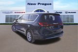 New 2025 Chrysler Pacifica Select image 5