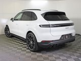 Used 2025 Porsche Cayenne image 3