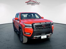 New 2025 Nissan Frontier PRO-4X w/ Pro Convenience Package