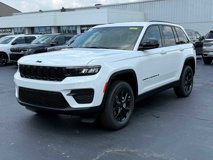 New 2025 Jeep Grand Cherokee Altitude