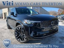 New 2025 Volvo XC90 T8 Plus w/ Protection Package Premier