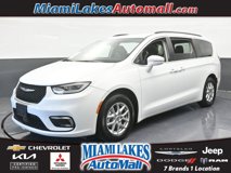Used 2022 Chrysler Pacifica Touring-L