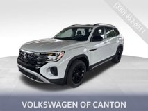 New 2025 Volkswagen Atlas Peak Edition SE