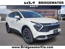 New 2025 Kia Sportage LX