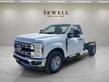 New 2024 Ford F350 XL w/ XL Chrome Package
