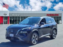 New 2025 Nissan Rogue SL w/ Tech Package
