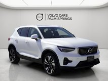 New 2025 Volvo XC40 B5 Ultra w/ Climate Package