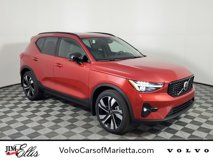 New 2025 Volvo XC40 B5 Ultra w/ Climate Package