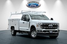 New 2025 Ford F350 XL w/ XL Chrome Package