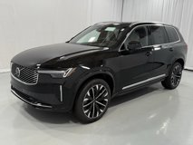 New 2025 Volvo XC90 B6 Ultra w/ Lounge Package