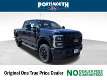 New 2025 Ford F350 XLT w/ Black Appearance Package