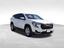 Used 2024 GMC Terrain SLE