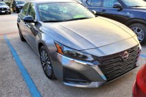 Used 2024 Nissan Altima 2.5 SV