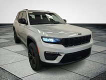 New 2025 Jeep Grand Cherokee Limited w/ Black Appearance Package