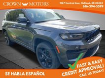Used 2023 Jeep Grand Cherokee Altitude