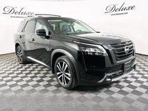 Used 2023 Nissan Pathfinder Platinum