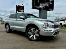 New 2025 Mitsubishi Outlander SE