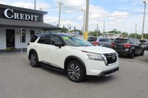 Used 2022 Nissan Pathfinder Platinum w/ Lighting Package (N93)