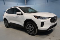New 2025 Ford Escape SE