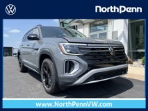 New 2025 Volkswagen Atlas Peak Edition SE