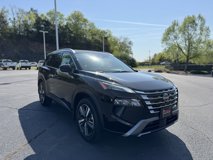 New 2025 Nissan Rogue SL w/ SL Premium Package