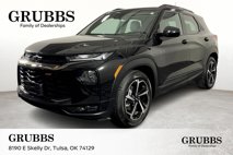 Used 2022 Chevrolet TrailBlazer RS w/ Sun and Liftgate Package