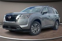 New 2025 Nissan Pathfinder SV w/ Cargo Package