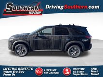 New 2025 Nissan Pathfinder SV