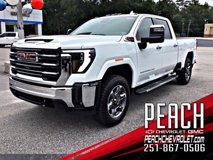 New 2025 GMC Sierra 2500 SLT w/ SLT Premium Package