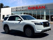 New 2025 Nissan Pathfinder SL