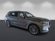 New 2026 BMW X7 xDrive40i w/ Premium Package
